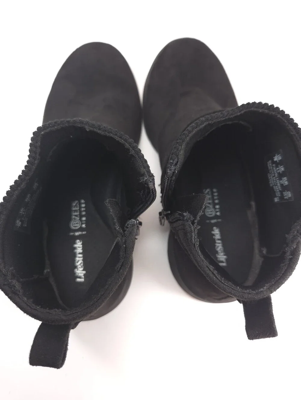 Bzees Guilder Black Stretch Fabric Ankle Bootie w/ Buckle Strap Sz 7